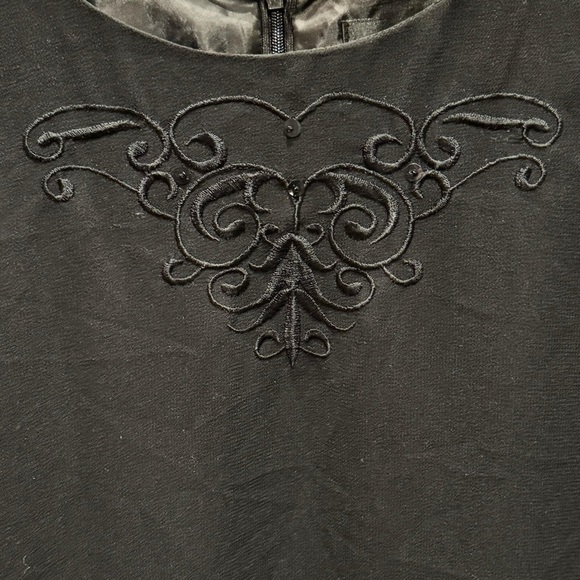 AKG Elegant Black Sleeveless Dress SIZE 22 length 47in pit to pit 23in - Picture 3 of 4